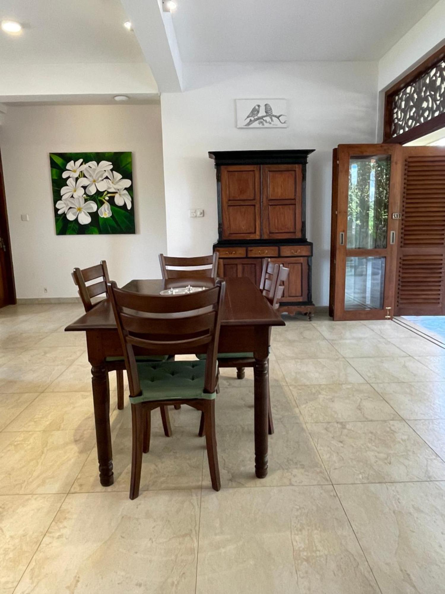 Khomba Lodge 坦加拉 外观 照片