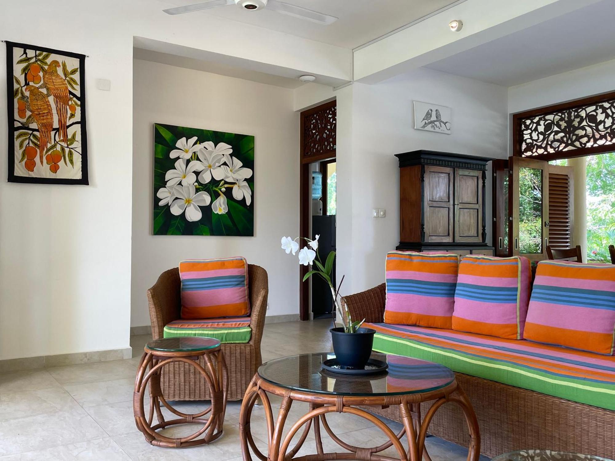 Khomba Lodge 坦加拉 外观 照片