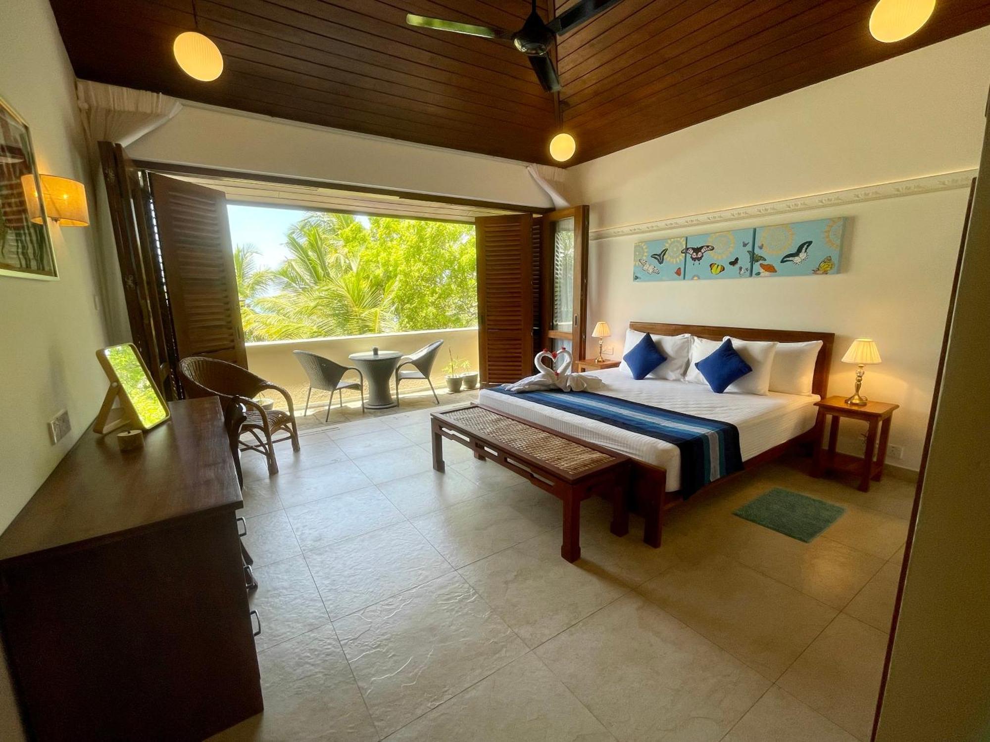 Khomba Lodge 坦加拉 外观 照片